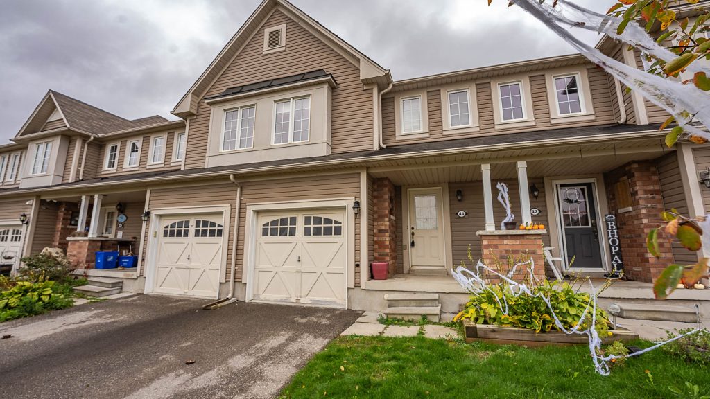 44 Duncan Avenue presented by Rise Realty Group