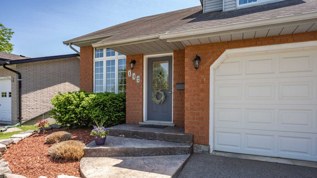 142 Childerhose Crescent, Brantford - Presented by Rise Realty G