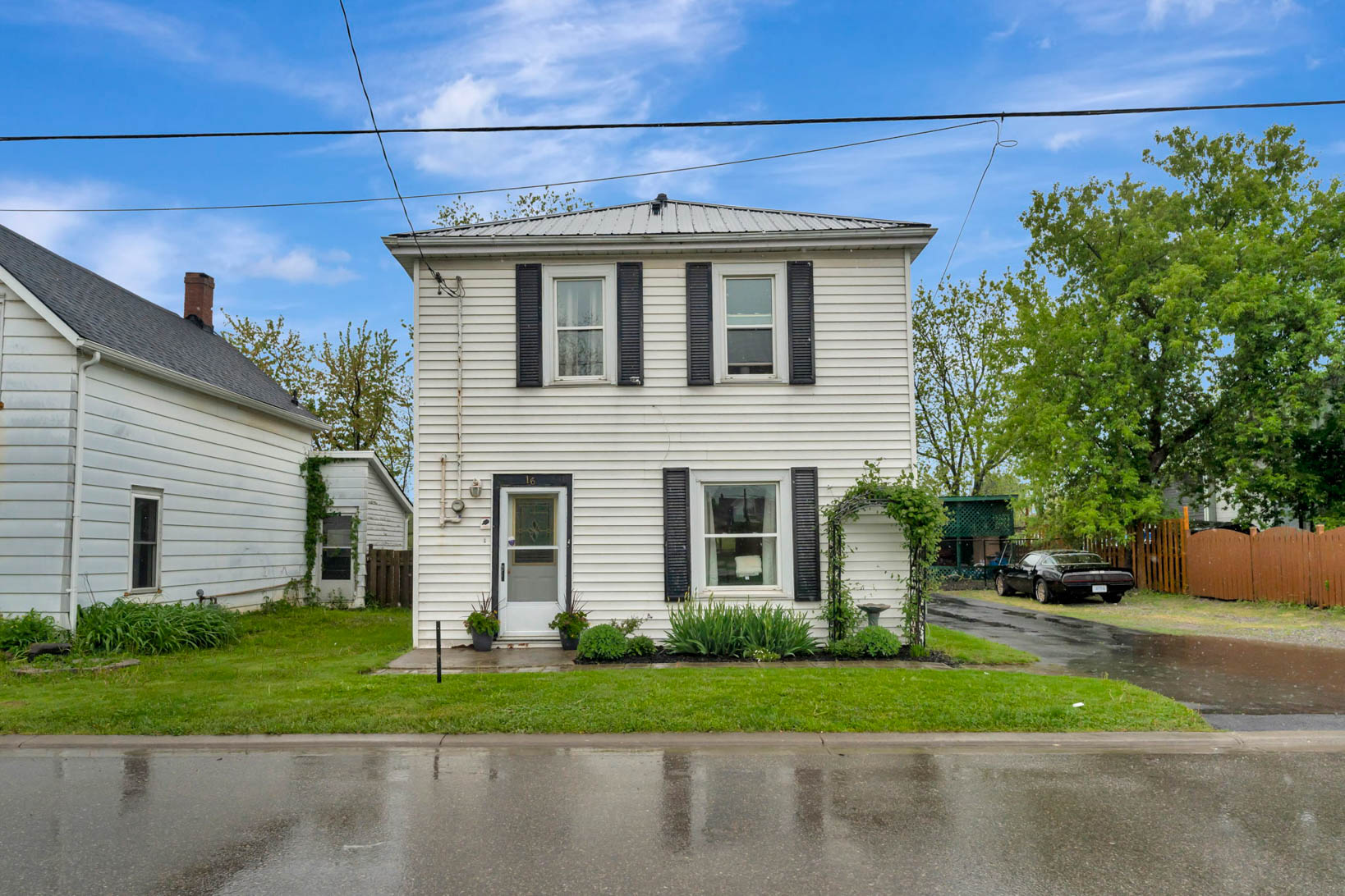 16 John Street, Hagersville - Presented by Rise Realty Group