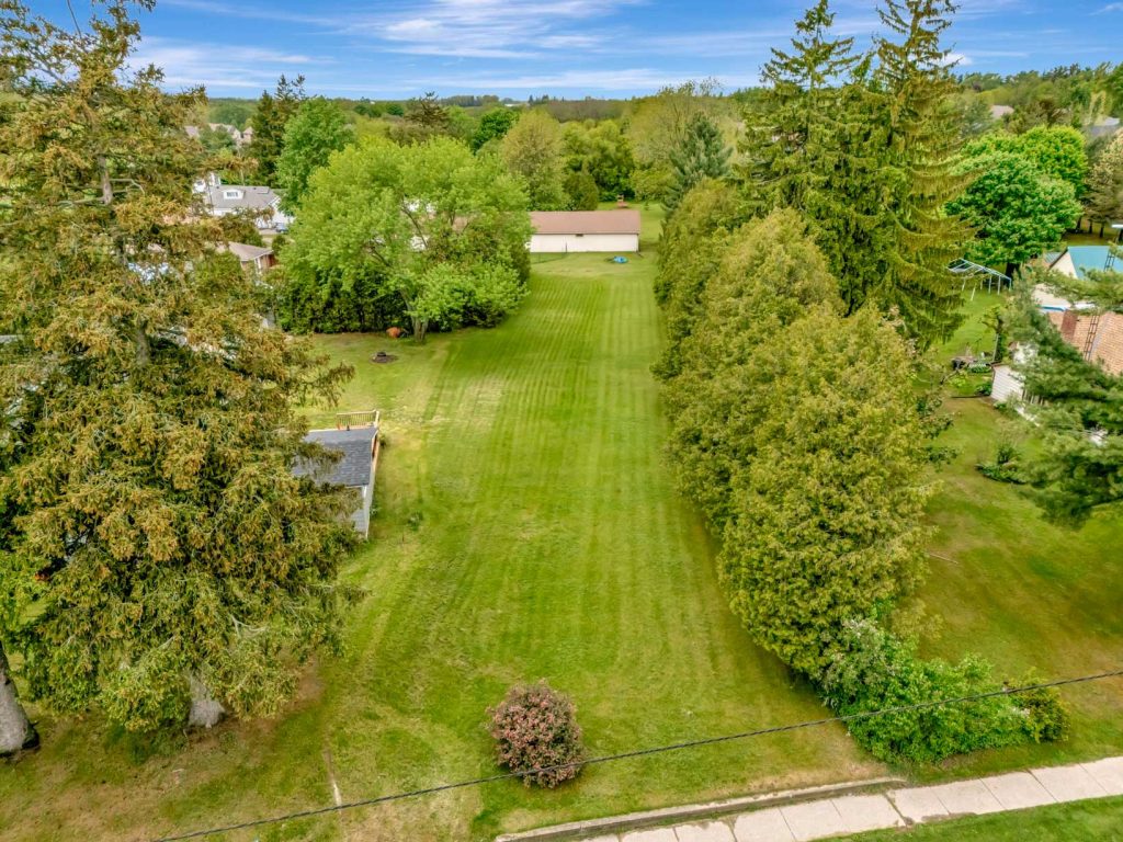 729B Mt Pleasant Road, Mount Pleasant - Presented by Rise Realty Group