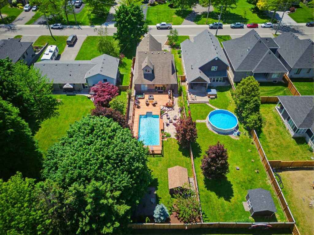 50 Cedar Street, Paris - Presented by Rise Realty Group